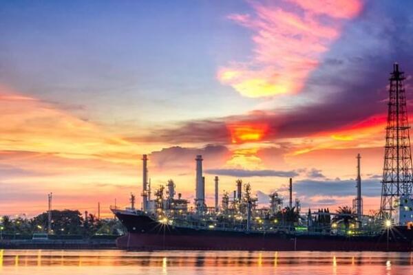 石油化工.jpg